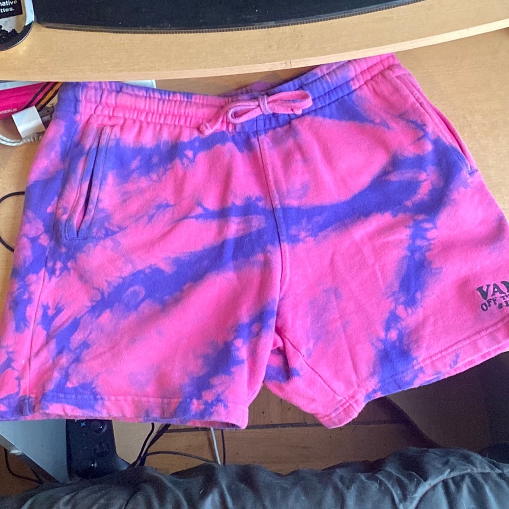 P!NK & PURPLE SHORTS